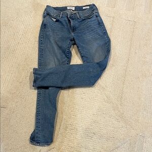 Frame Denim Skinny Jeans in Classic Blue Wash